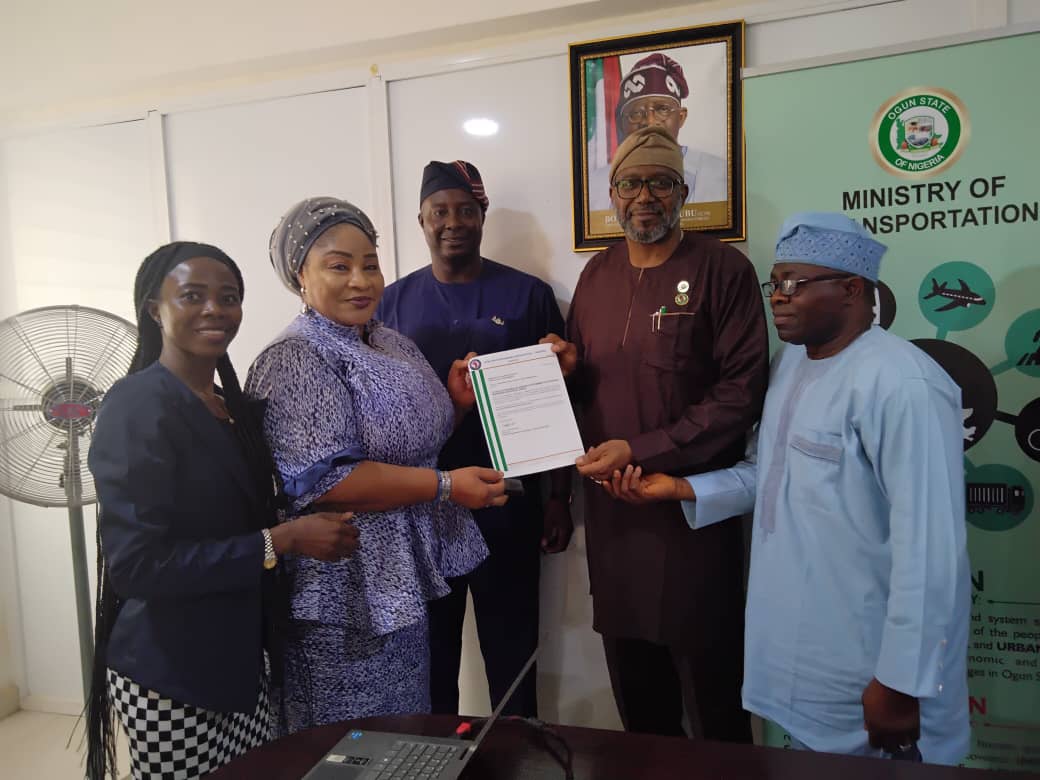 Presentation of Honorary State Member of ASA-NG to the Commissioner of Transportation, Engr Gbenga Dairo, Ogun State Government